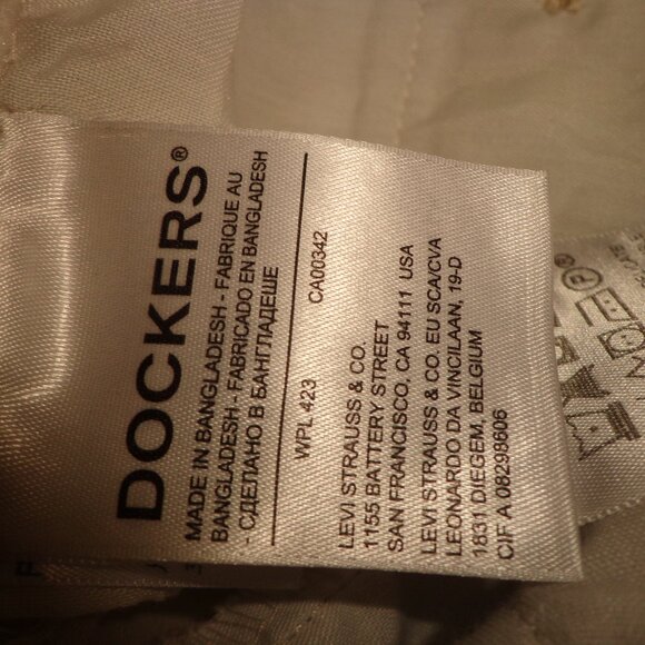 Men's Dockers Classic Fit Pants Khaki Tan W36 L32 Zip/Button Closure Pockets - Picture 11 of 11